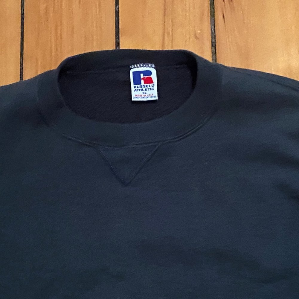 green russell sweatshirt - Picture 2 of 3